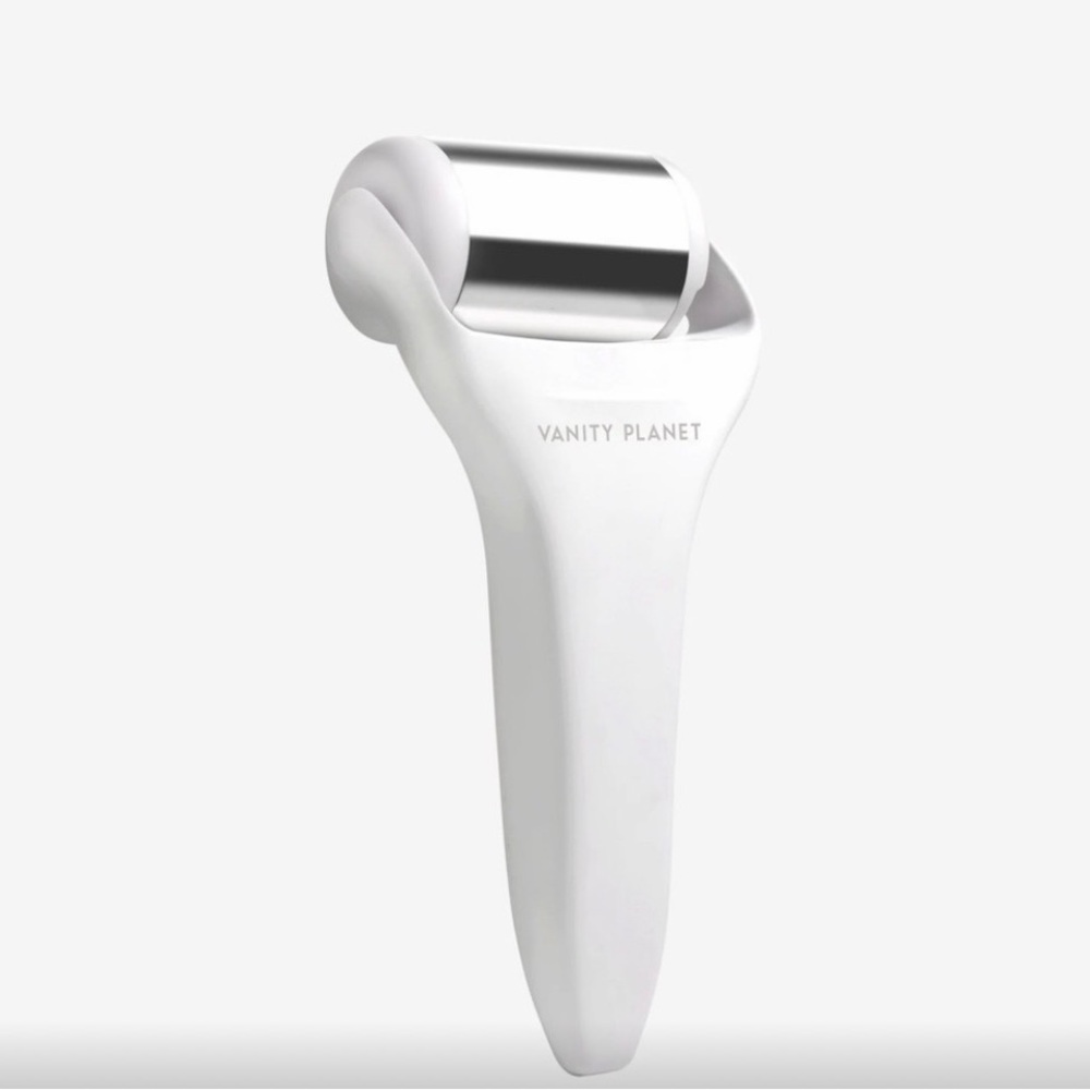 Vanity Planet White Ice Roller